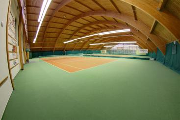 Tennis hall directly in the hotel