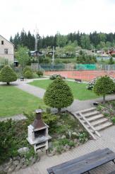 Tennis-Sandplätze im Außenbereich